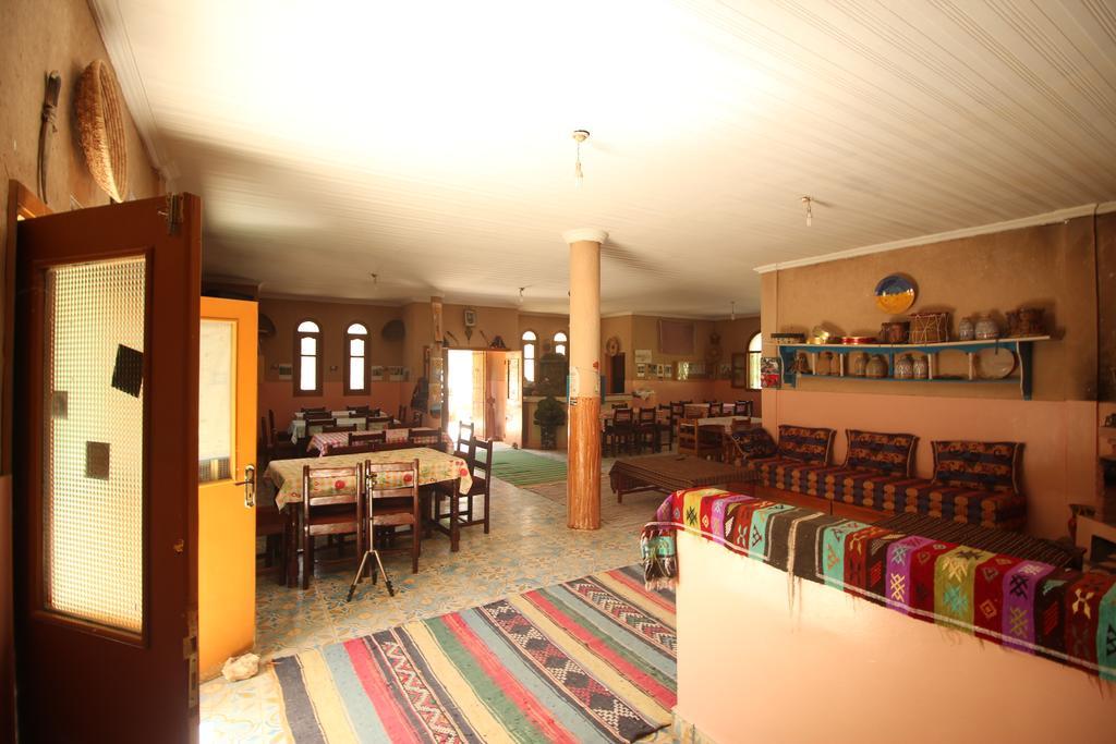 Kasbah Hotel Camping Jurassique Ifri Exterior photo